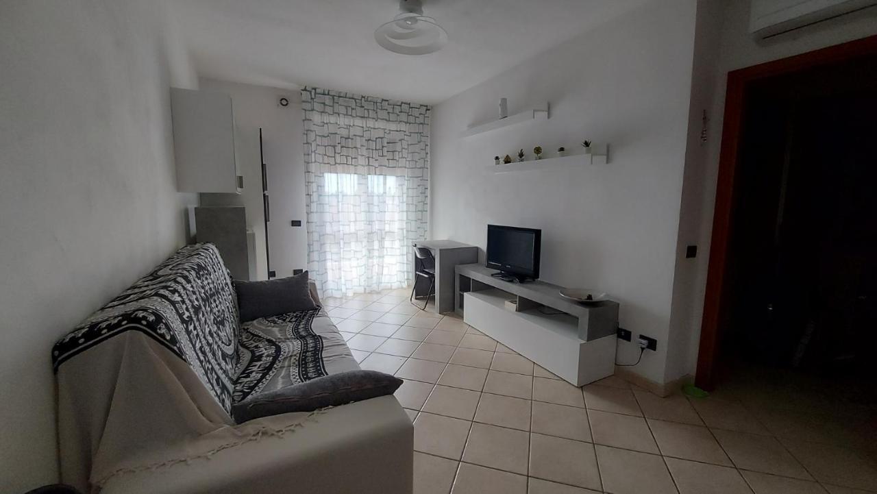 Appartamento Santa Costanza Con Piscina 圣温琴佐 外观 照片