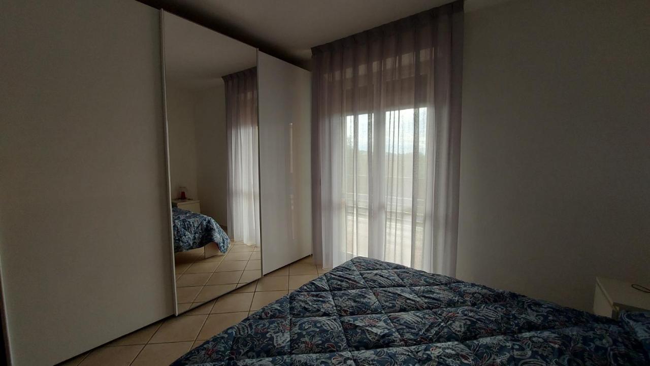 Appartamento Santa Costanza Con Piscina 圣温琴佐 外观 照片
