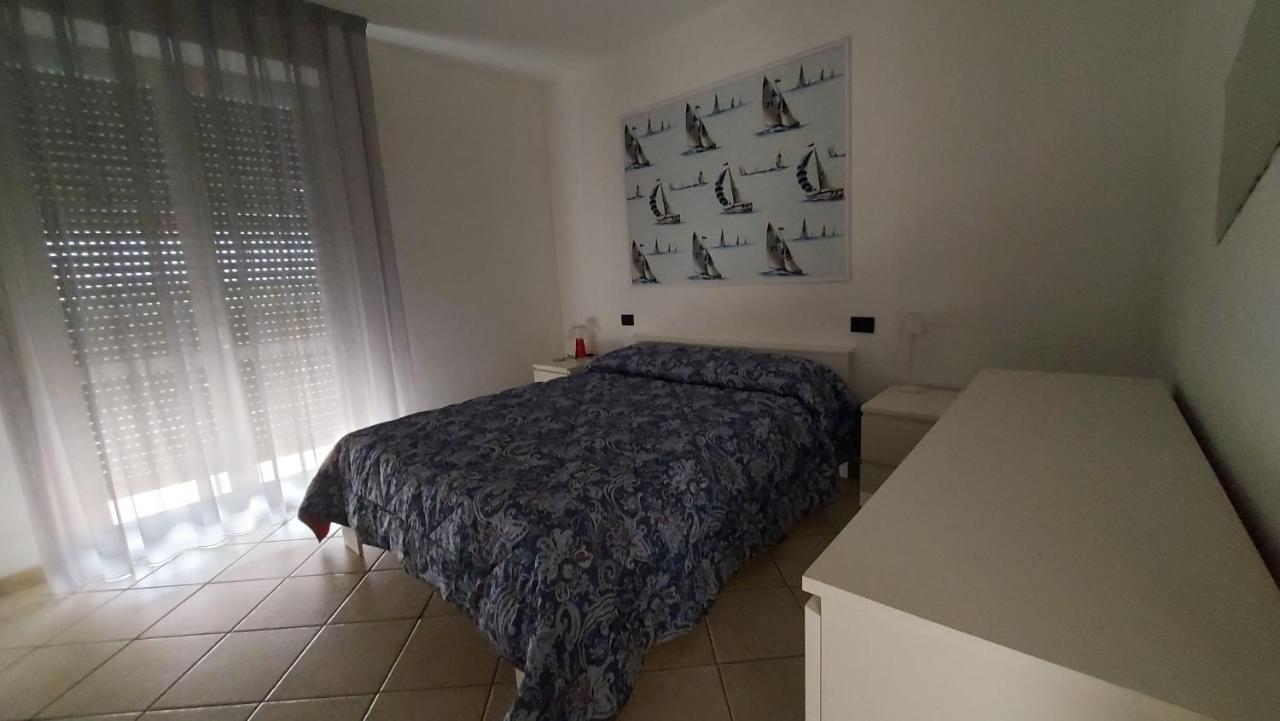 Appartamento Santa Costanza Con Piscina 圣温琴佐 外观 照片